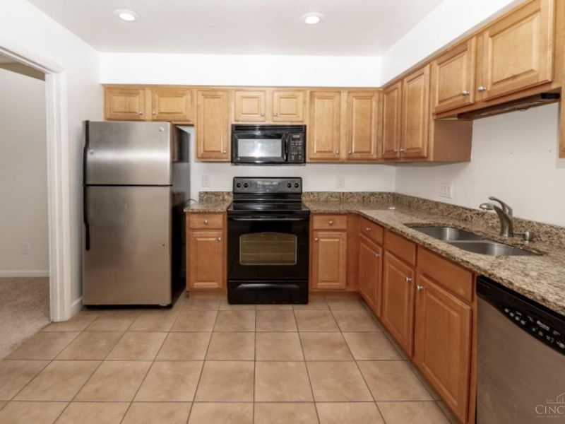 3768 Ashworth Drive, Cincinnati, OH 45208 Photo 10