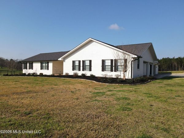 612 SE Highway 51, Bogue Chitto, MS 39629