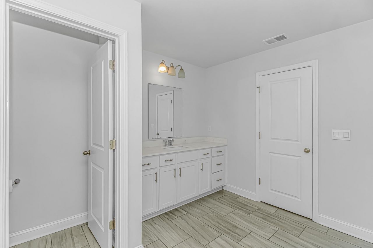 210 Calhoun Falls Dr. Photo 23