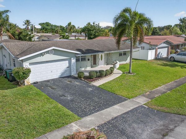 4451 NW 7th Street, Coconut Creek, FL 33066
