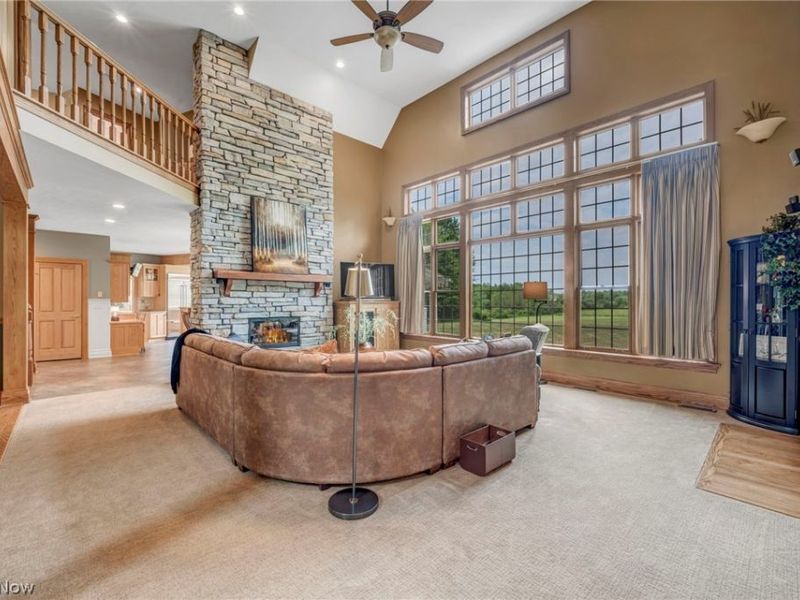 10360 Sawmill Drive, Chardon, OH 44024 Photo 12