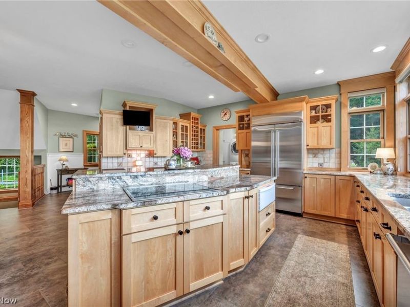 10360 Sawmill Drive, Chardon, OH 44024 Photo 23