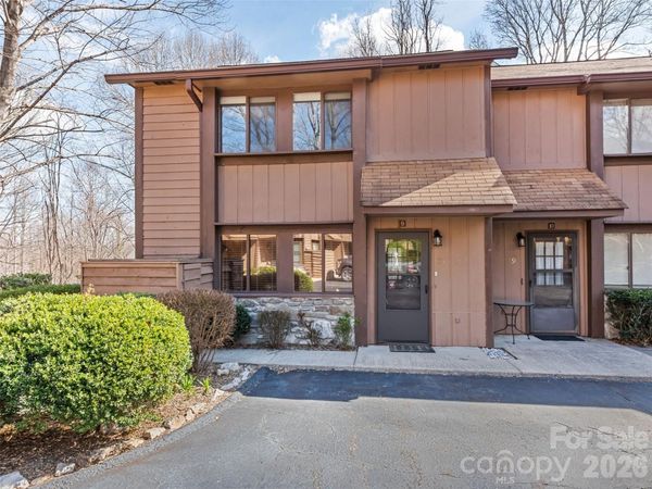 37 George Circle, Maggie Valley, NC 28751