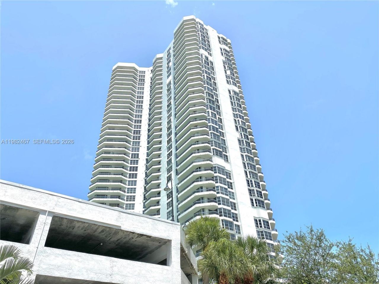 3500 Mystic Pointe Dr , Unit 3103, Aventura, FL 33180 Photo