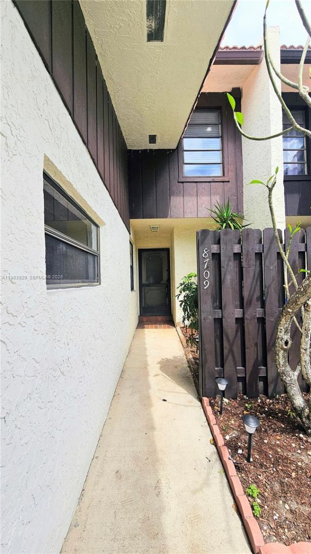 8709 NW 35th St, Unit 5, Coral Springs, FL 33065 Photo