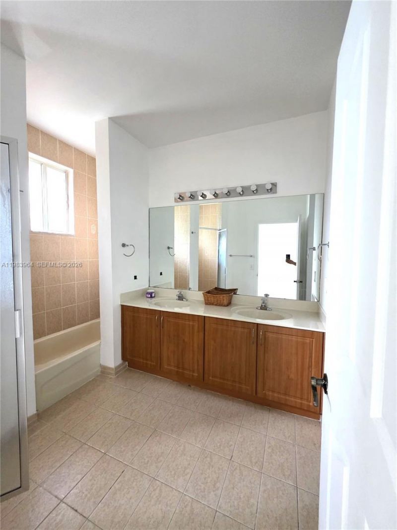 11357 SW 230th Ter , Miami, FL 33170 Photo