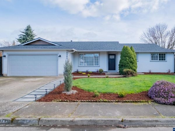 4784 Nighthawk Ct NE, Salem, OR 97305