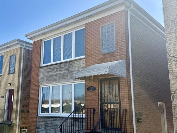 6017 W Montrose Avenue , Unit 2, Chicago, IL 60634