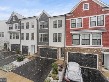 42244 GRAVES MOUNTAIN TERRACE, CHANTILLY, VA 20152