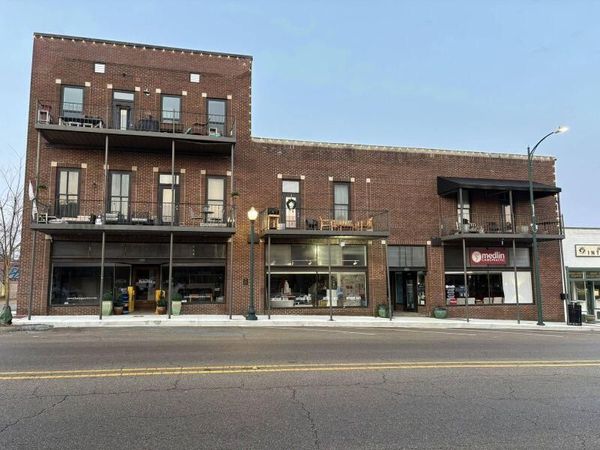 130-132 W Bankhead St., New Albany, MS 38652