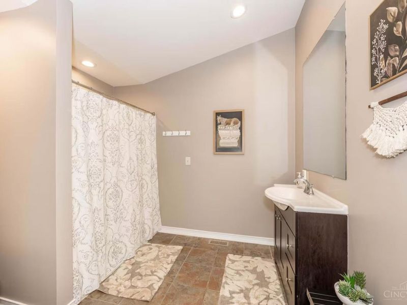 916 S Main Street, Monroe, OH 45050 Photo 24