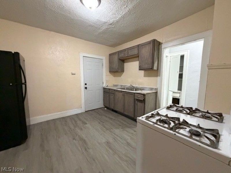 3641 E 147th Street, Cleveland, OH 44120 Photo 9