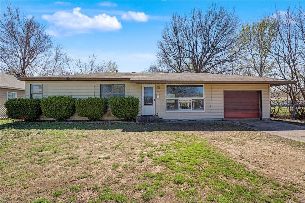 1825 Mcray Avenue, Springdale, AR 72762 Main Photo