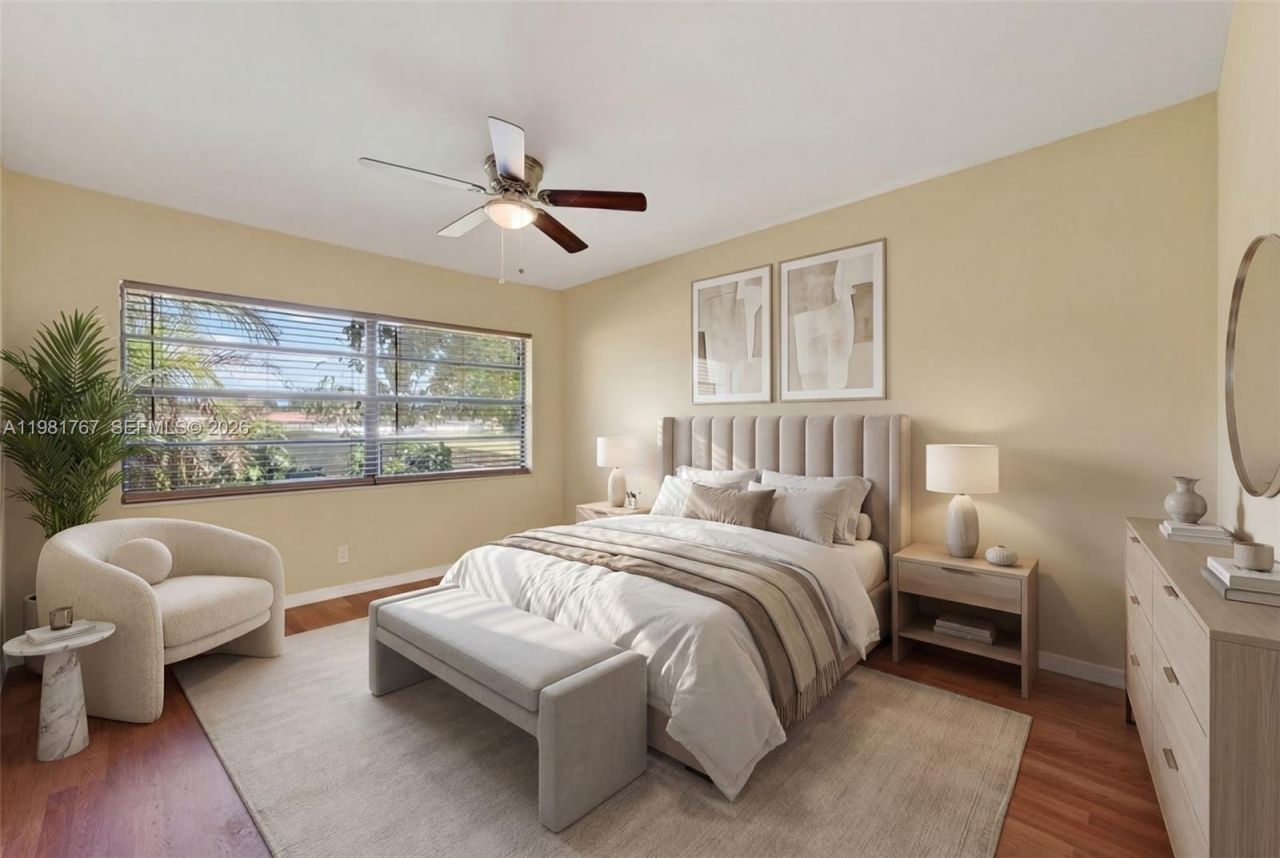 9315 Wedgewood Dr, Unit B19, Tamarac, FL 33321 Photo