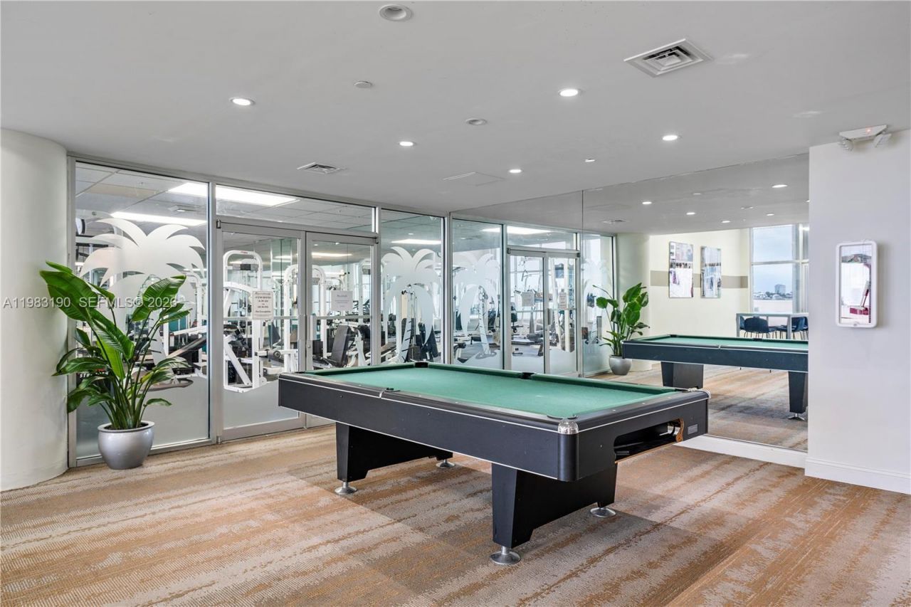 10350 W Bay Harbor Dr , Unit 4V, Bay Harbor Islands, FL 33154 Photo