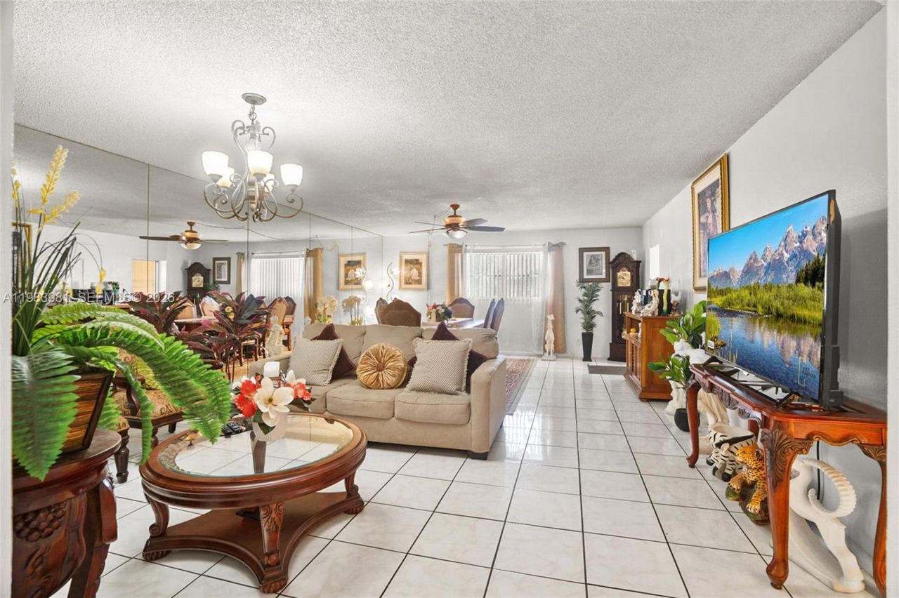 4851 NW 21st St, Unit 107, Lauderhill, FL 33313 Photo