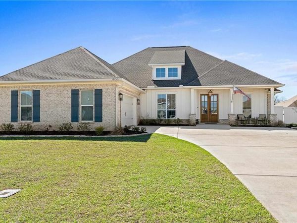 10734 Secretariat Boulevard, Daphne, AL 36526