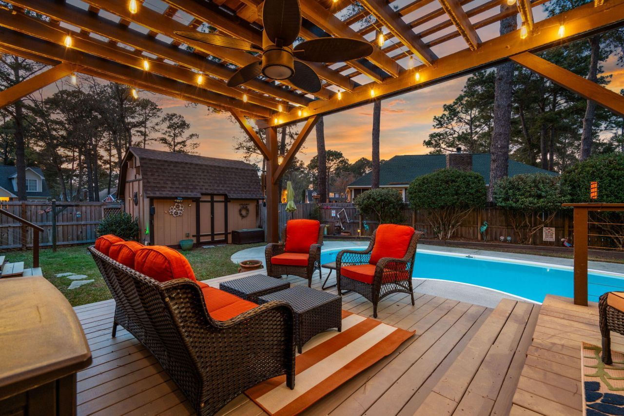 405 Factors Walk Photo 39