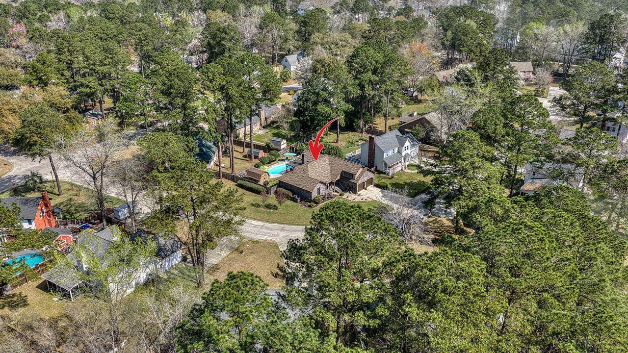 405 Factors Walk Photo 5