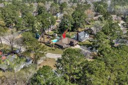 405 Factors Walk photo 4