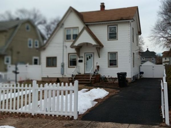 1028 W 5Th St, Plainfield, NJ 07063