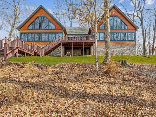 2100 Baileys Point Road, Scottsville, KY 42164