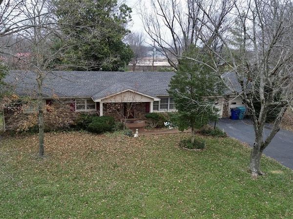 4634 Pinetree Lane, Bowling Green, KY 42101