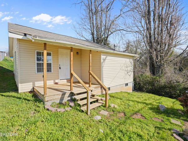 1703 Cecil Ave, Knoxville, TN 37917