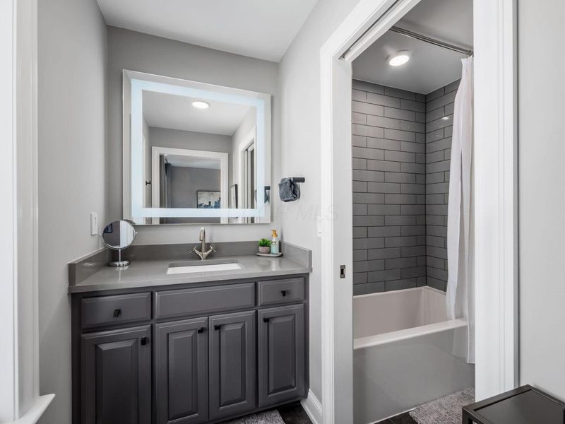 9821 Oxford Circle, Powell, OH 43065 Photo 48