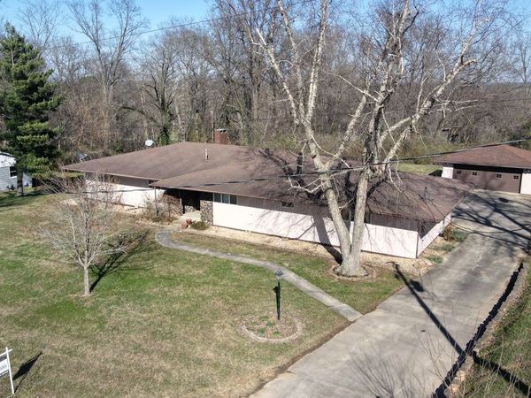 514 N Walnut Street, West Frankfort, IL 62896