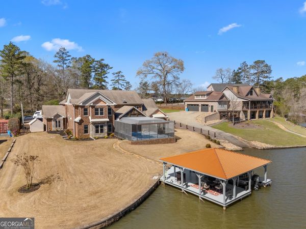 122 Bell Road, Jackson, GA 30233