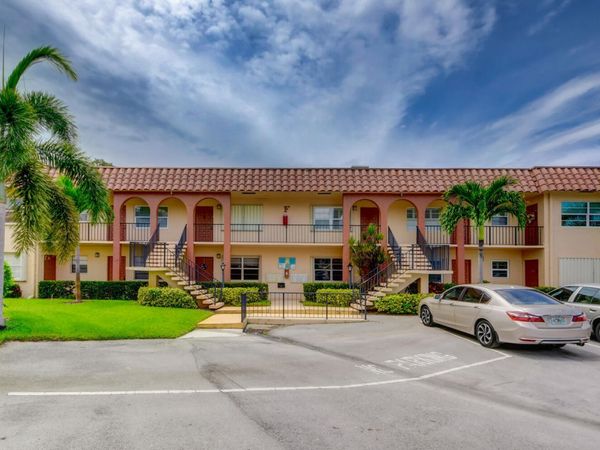 2600 S Kanner Highway, Stuart, FL 34994