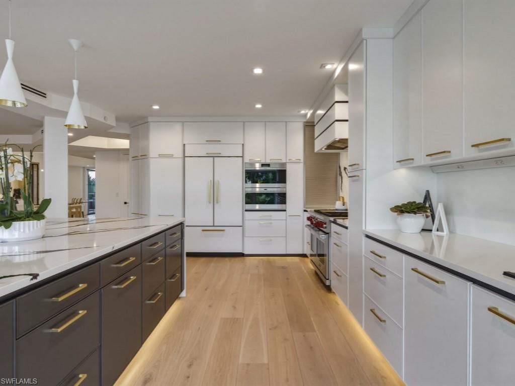 8787 Bay Colony Dr, Unit 306, Naples, FL 34108 Photo