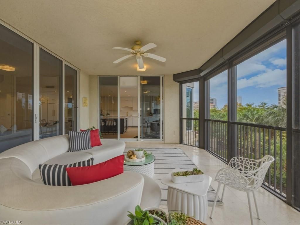 8787 Bay Colony Dr, Unit 306, Naples, FL 34108 Photo