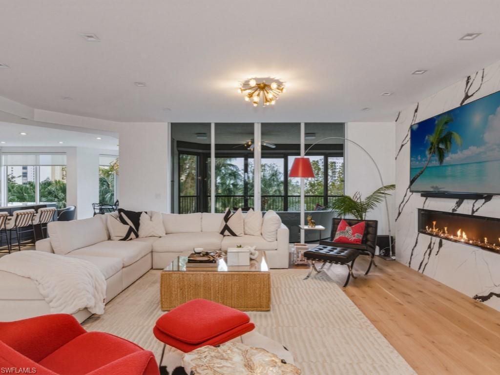 8787 Bay Colony Dr, Unit 306, Naples, FL 34108 Photo