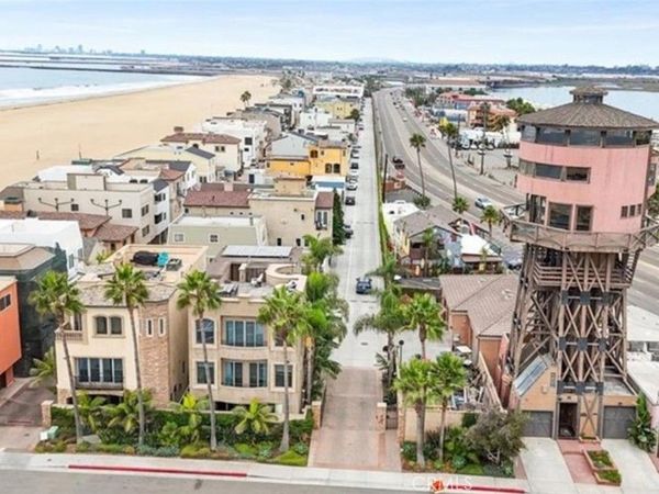 58 Surfside, Surfside, CA 90743