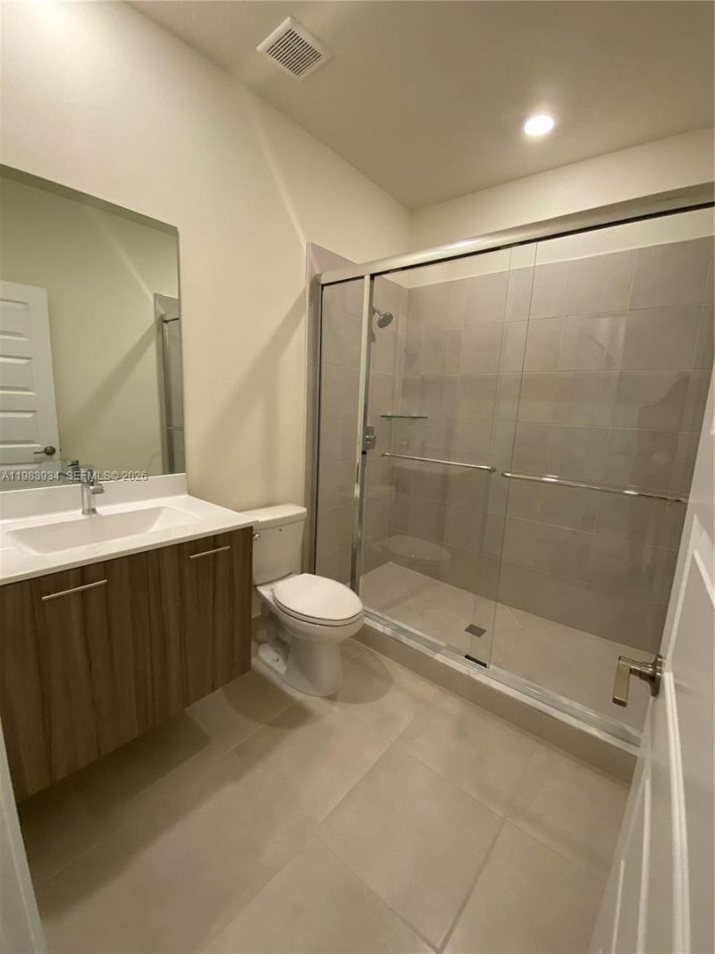 8379 Central Park Blvd , Doral, FL 33166 Photo