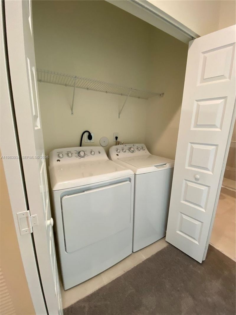 8379 Central Park Blvd , Doral, FL 33166 Photo