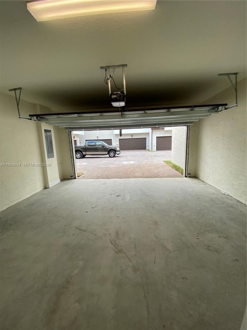 8379 Central Park Blvd , Doral, FL 33166 Photo