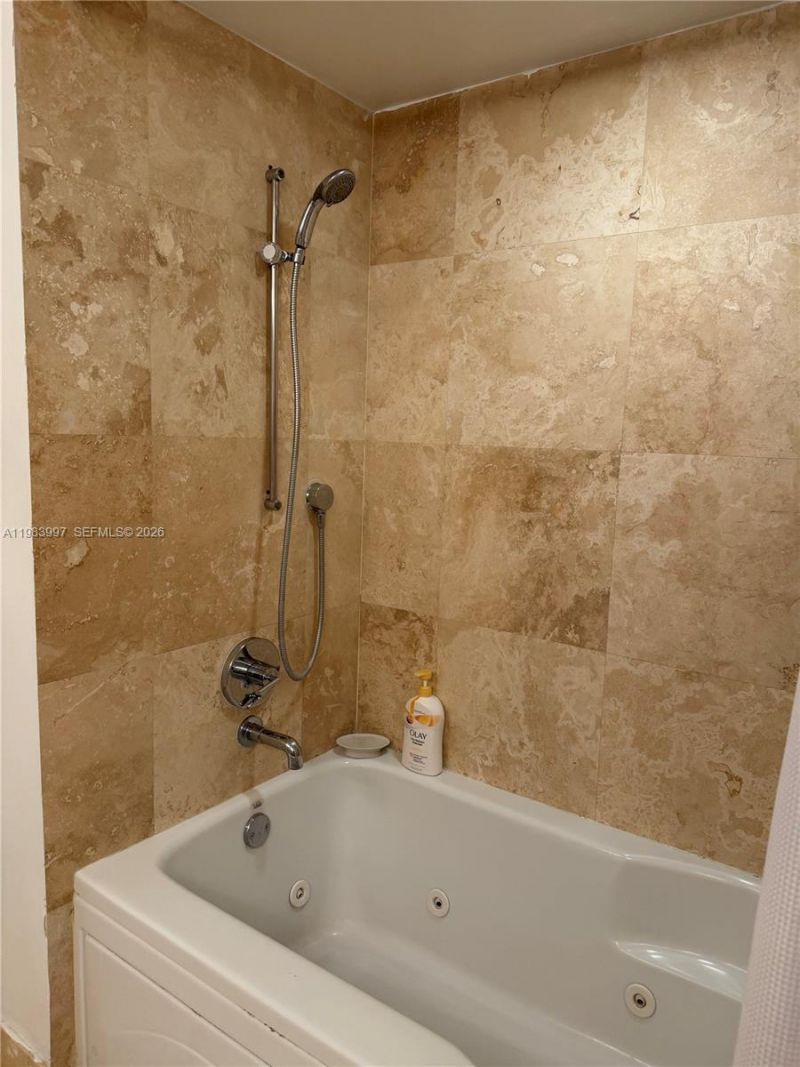 41 SE 5th St, Unit 1106, Miami, FL 33131 Photo
