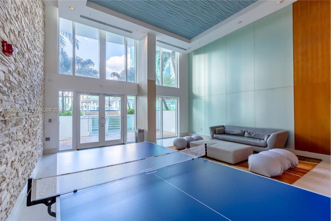 41 SE 5th St, Unit 1106, Miami, FL 33131 Photo