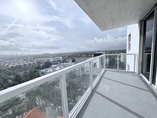 5085 NW 7th St , Unit 1416, Miami, FL 33126 Photo