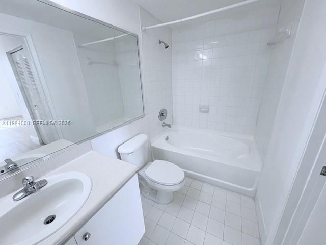 5085 NW 7th St , Unit 1416, Miami, FL 33126 Photo