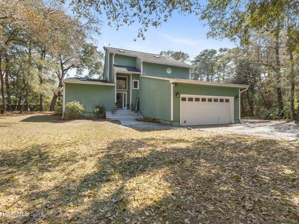 909 Cobia Lane, Wilmington, NC 28409