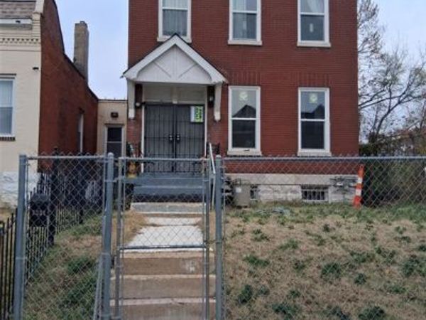 5331 Wells Avenue, St Louis, MO 63112