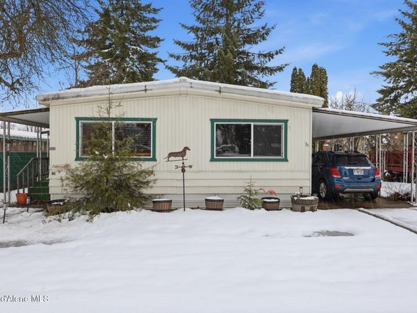 8901 N STARR LOOP, Hayden, ID 83835