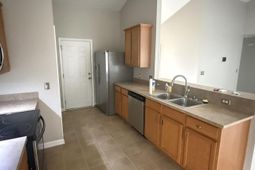 435 Watershed Drive photo 4