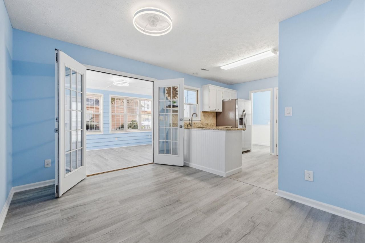 934 Tiffany Ln. Photo 10