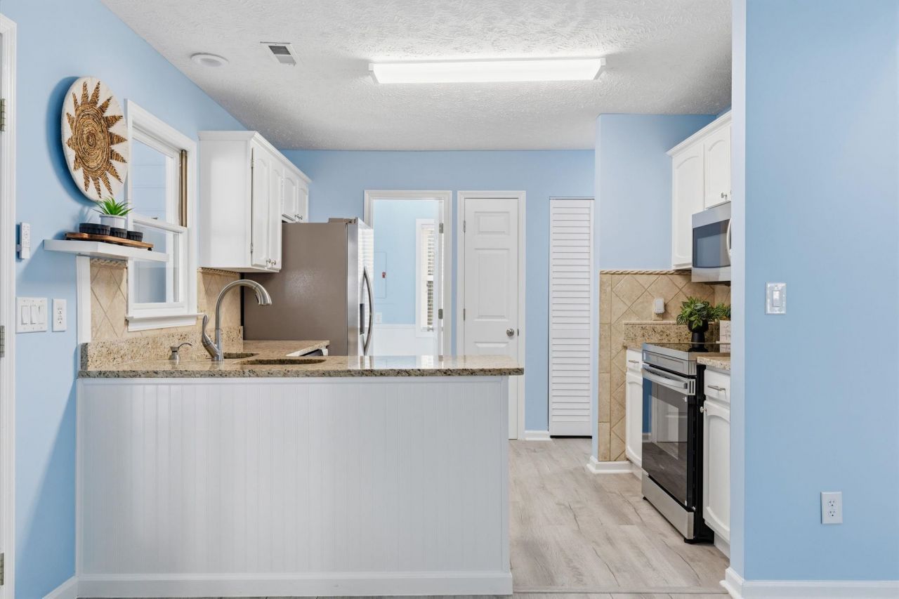 934 Tiffany Ln. Photo 12