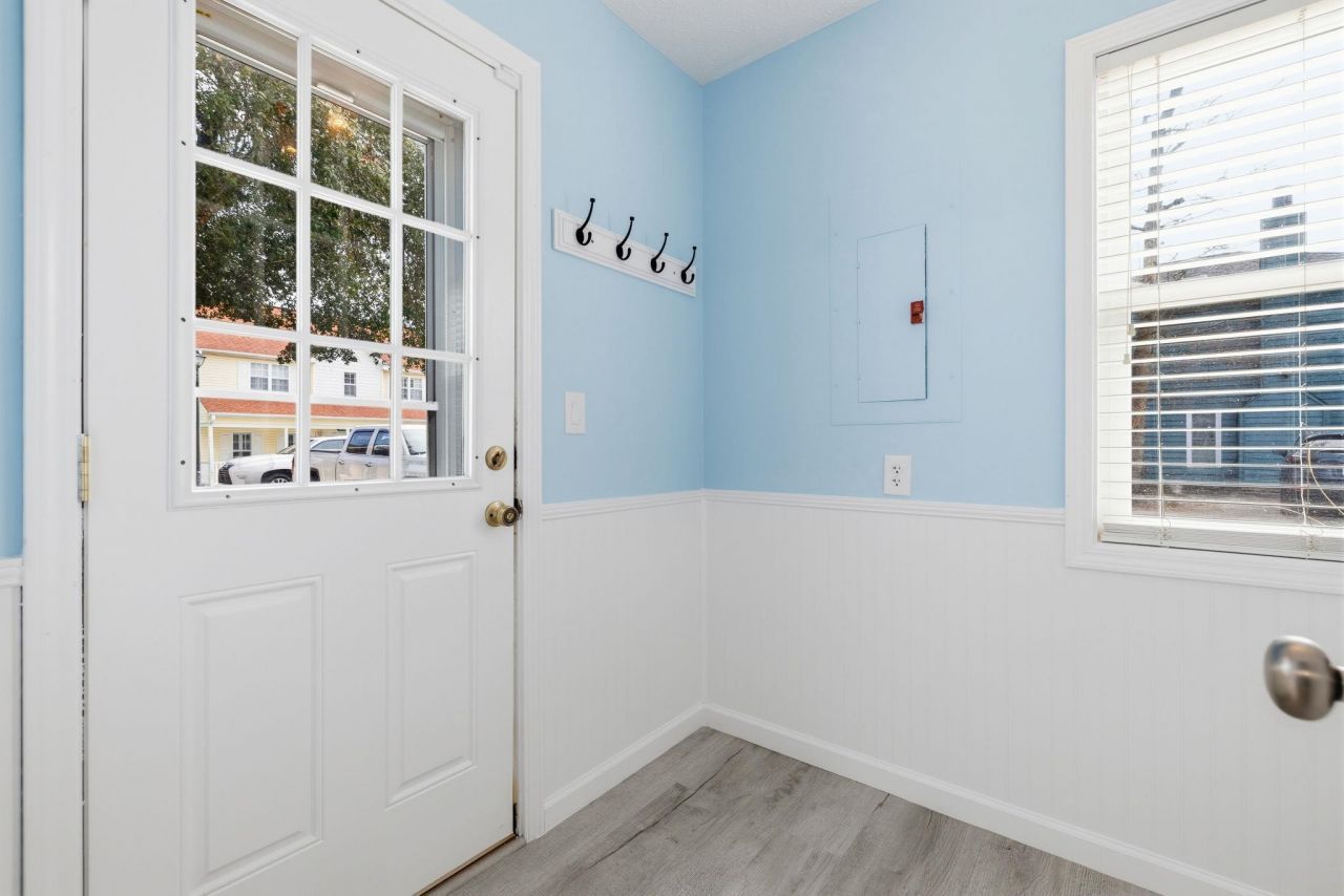 934 Tiffany Ln. Photo 17